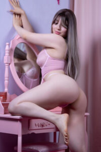 Big busty Blonde hair Model