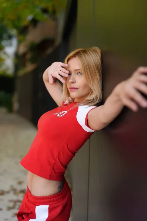 Blue Eyed Blonde Escort in Munich